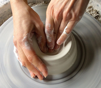 Affinage poterie Ana Belén Montero ArtisanArt
